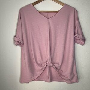 Light Pink Knotted T-Shirt size L